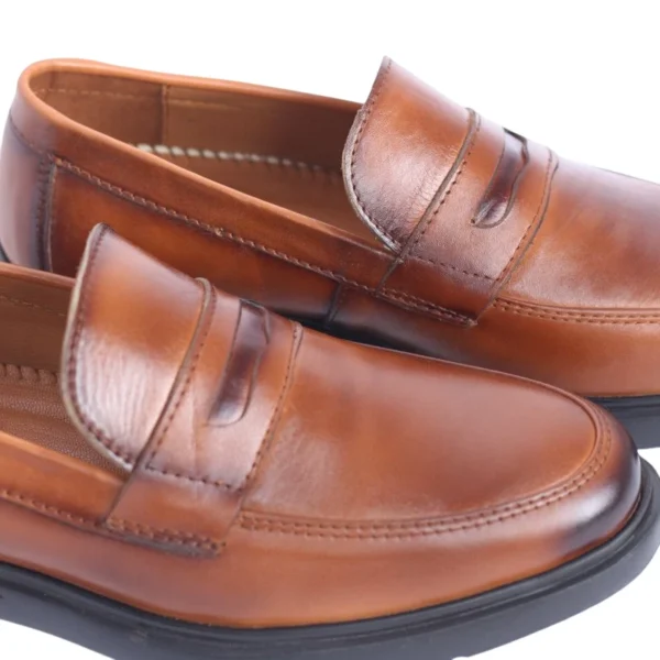 NERVAL – CHAUSSURES ÉLÉGANTES QUI LIBÈRENT VOTRE CHARME – Image 4